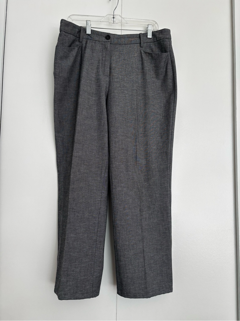 3 for $15😍 Olsen Europe Gray Dress Trousers